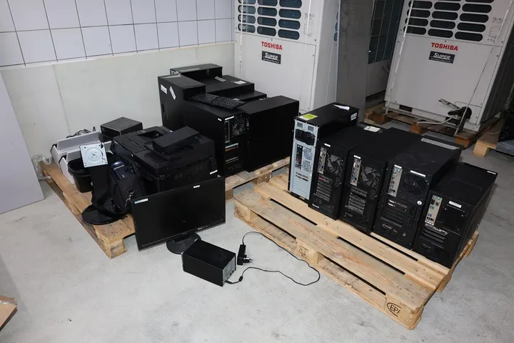 Konvolut Elektrobedarf